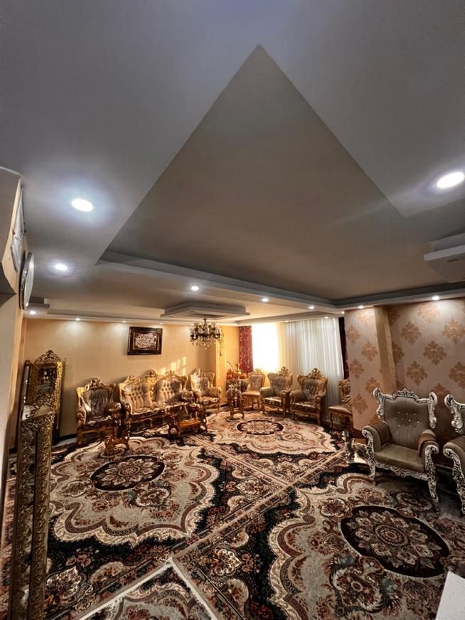 گروه مشاورین املاک قربانی