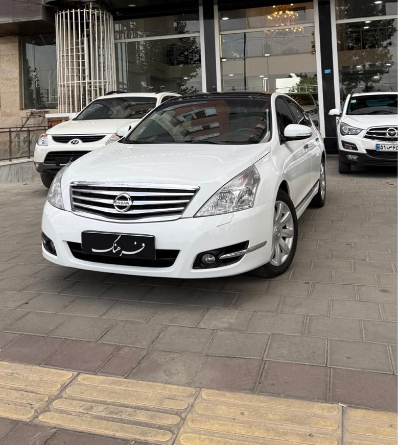 نیسان تی ینا high