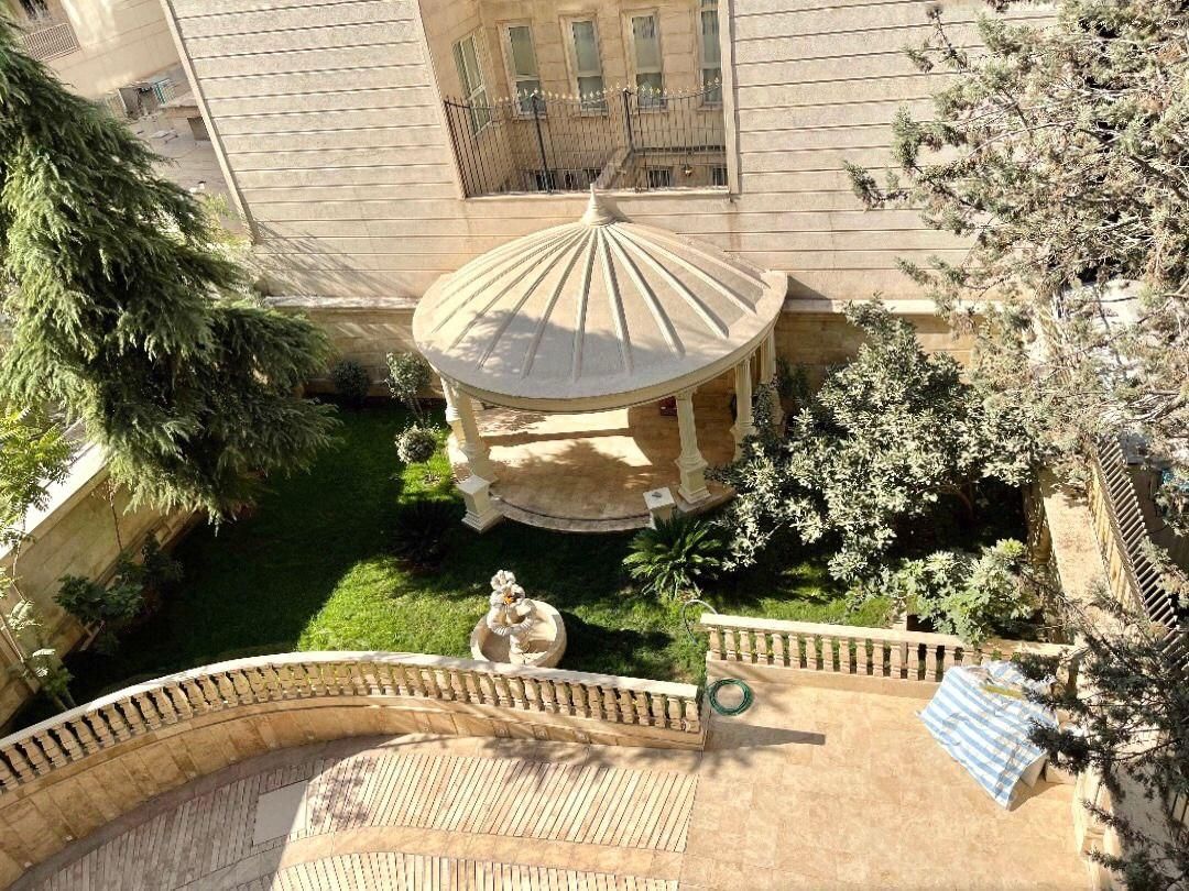 کوروش ملک کارشناس امور ملکی در منطقه پاسداران و دروس