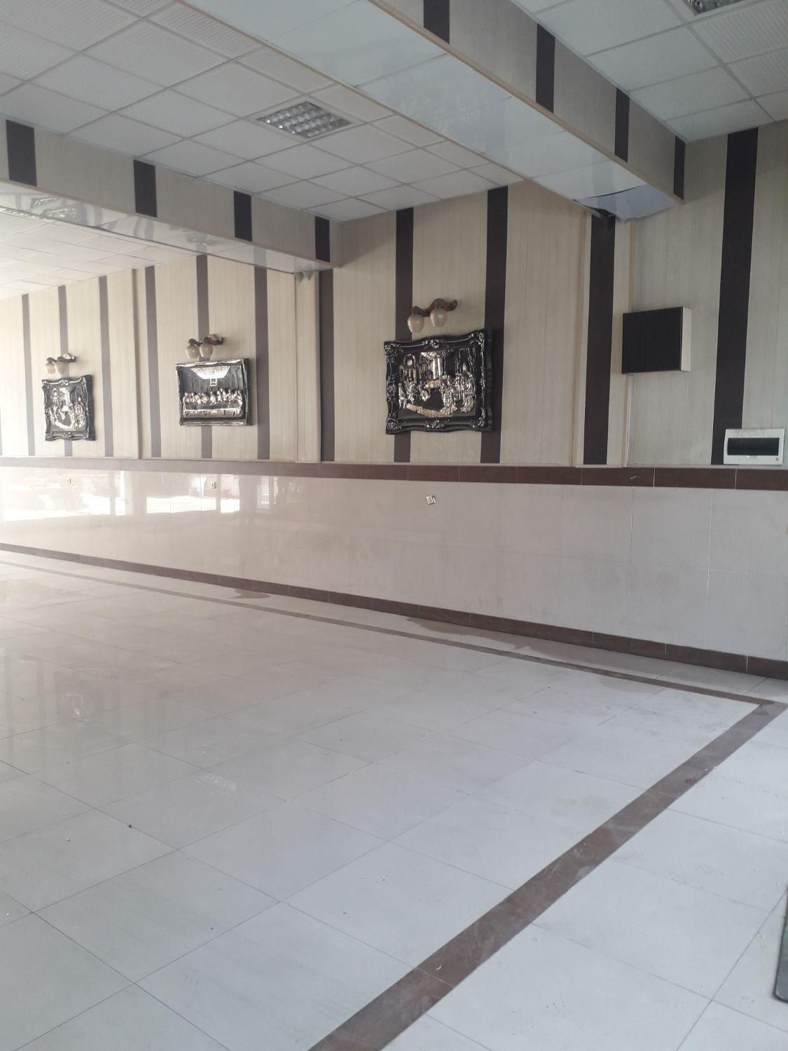 مشاور املاک نظری