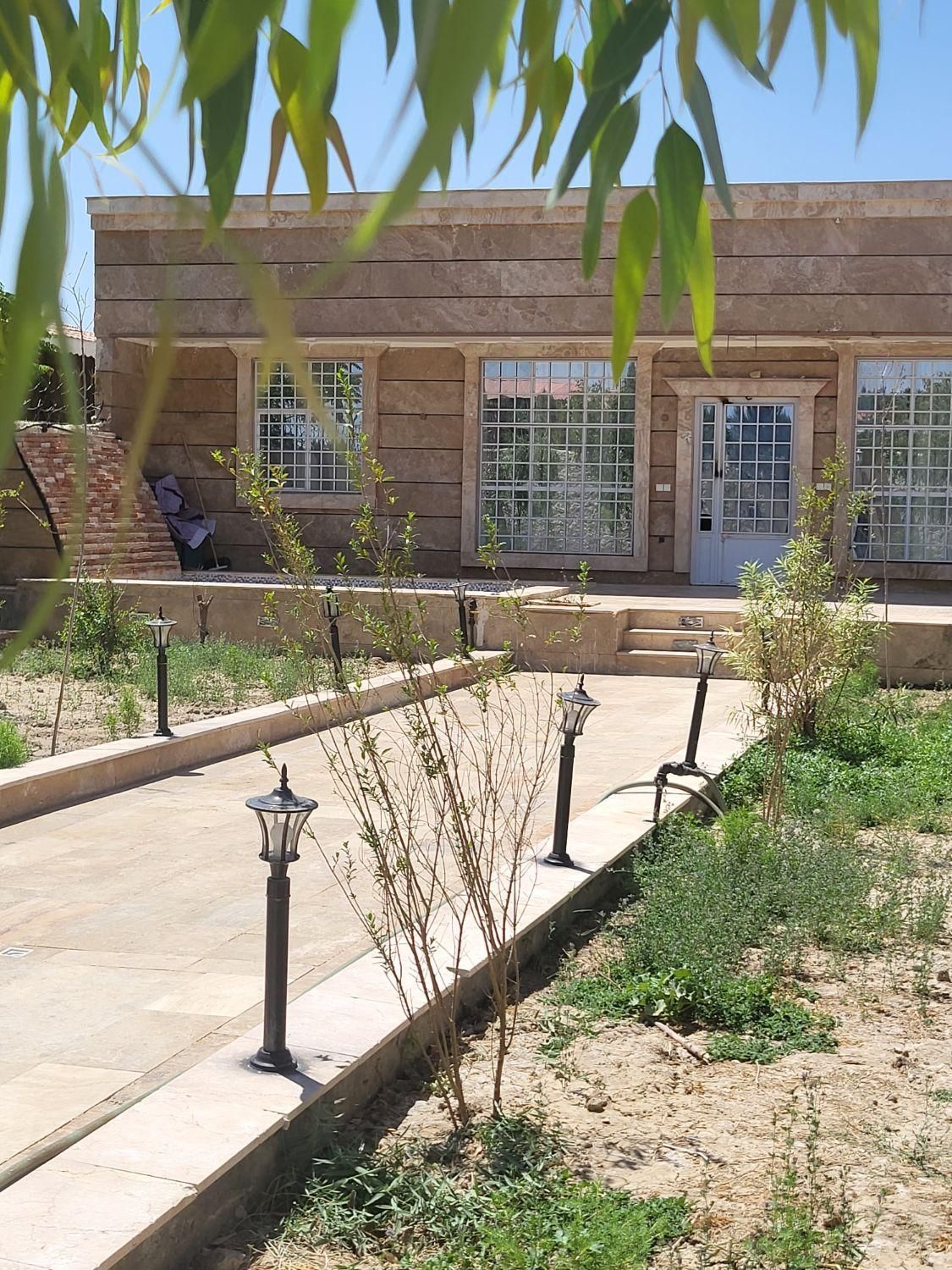 باغ تکمیل 500 متری