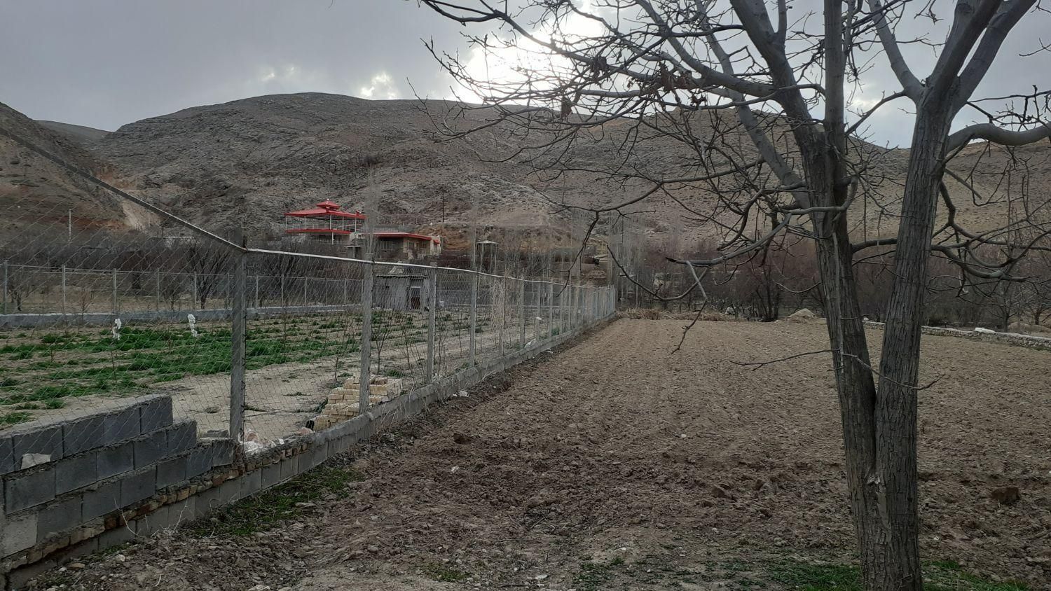 ساخت خانه باغ و بنایی