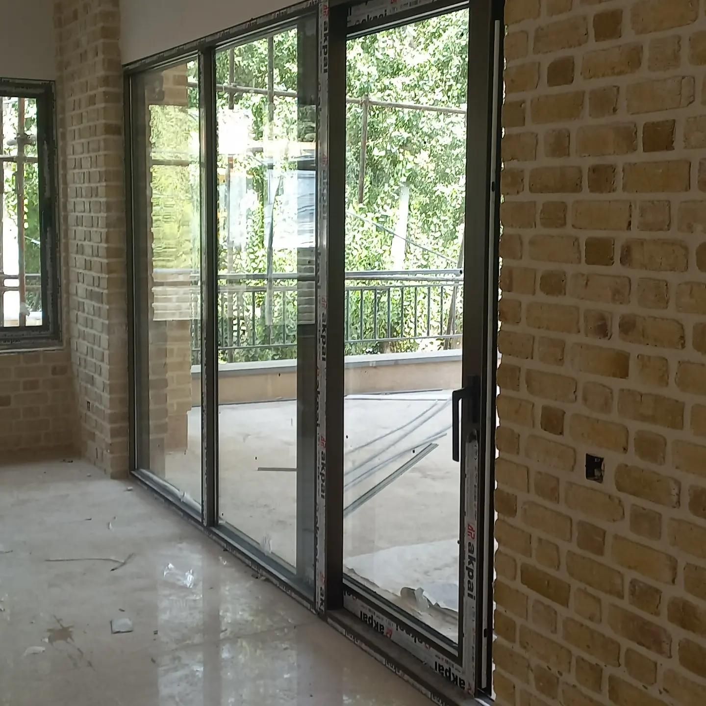 تولیددرب و پنجره آلمینیوم دوجداره ترمال بریک upvc