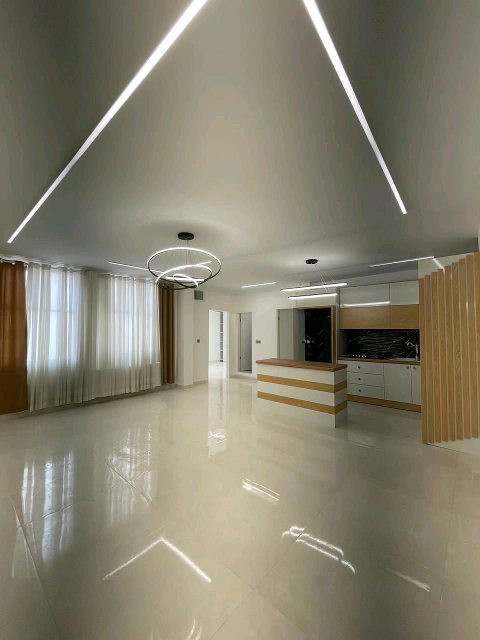 ۸۵مترسنددار کلا ۶واحد/وام دار/داخل فاز پارکینگ سند