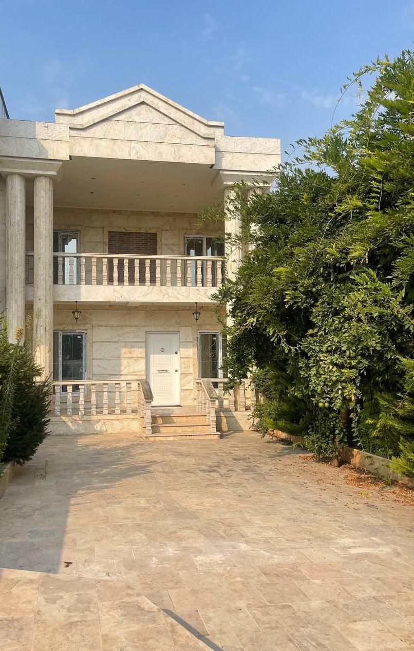مشاور برتر صادقی