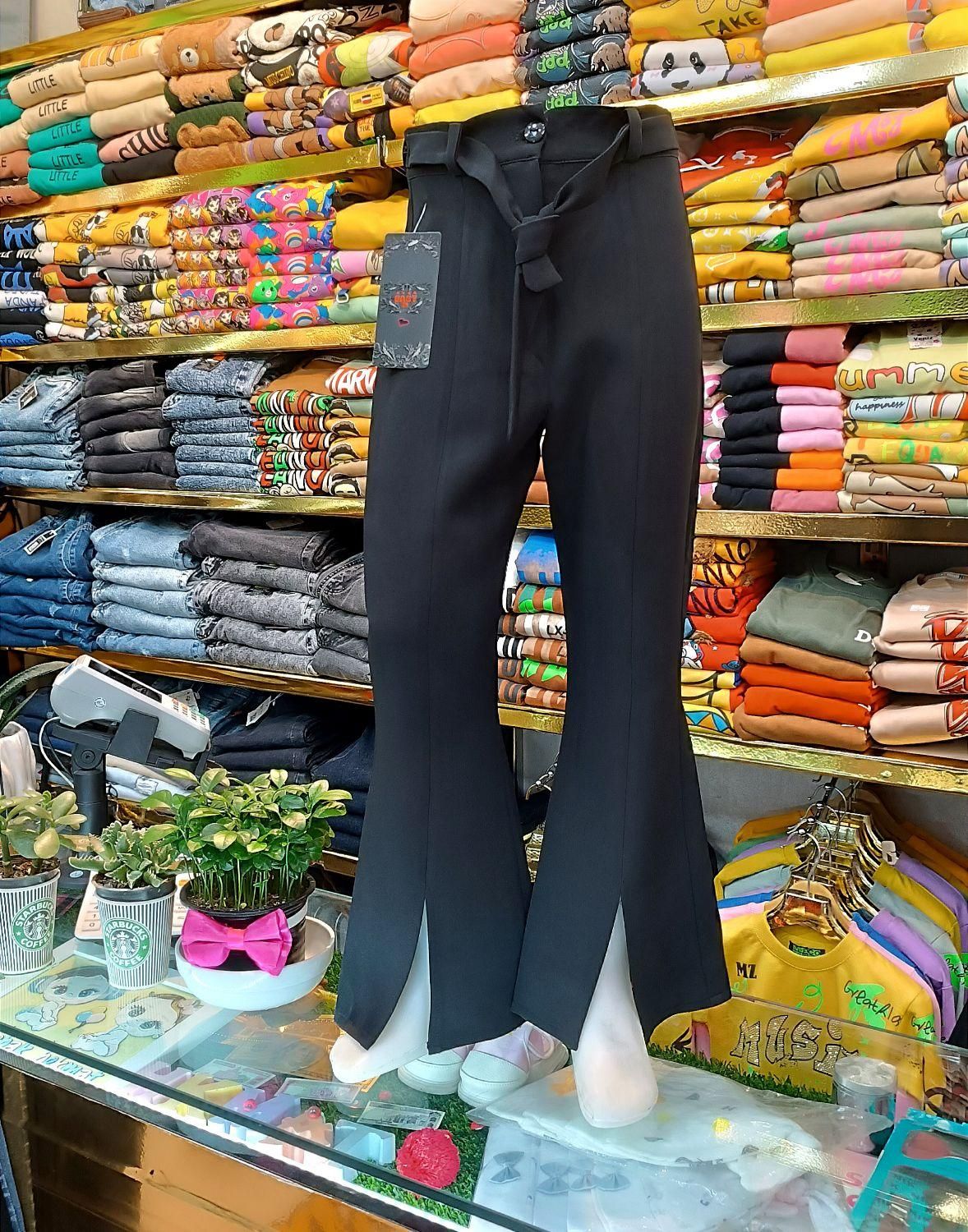 شلوار دمپا گشاد جلو چاک‌دار