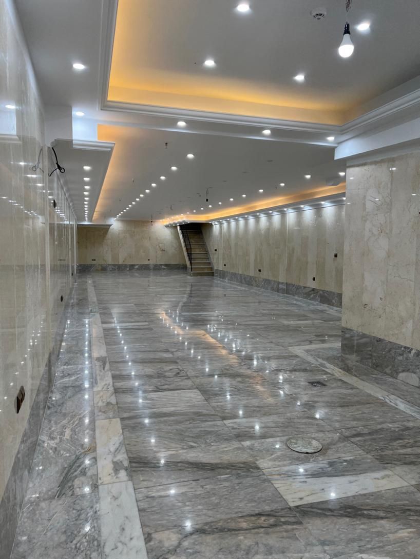 مشاورین املاک آزادی