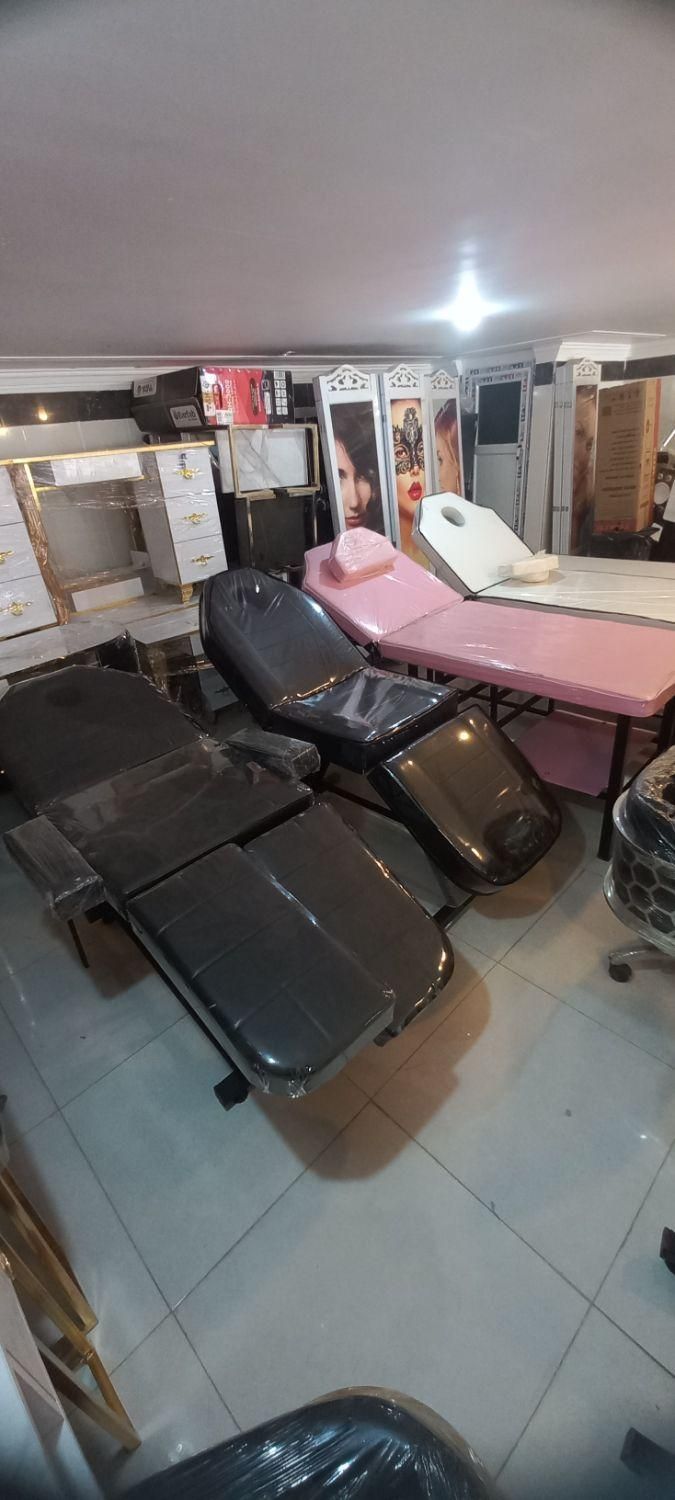 تخت کاشت مژه پاکسازی تتو