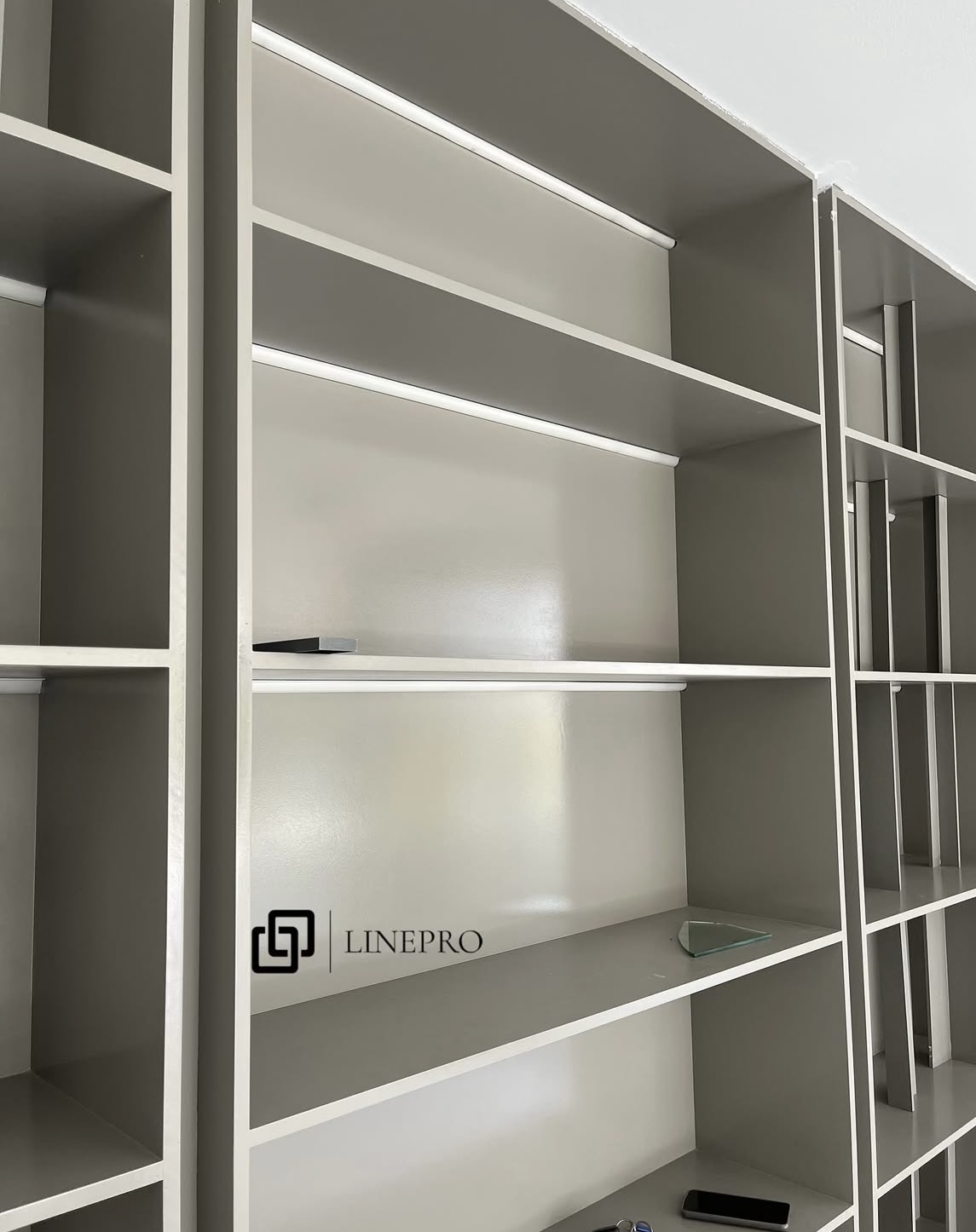 لاین روکار زیر کابینتی ( کد۱۱۲۷)