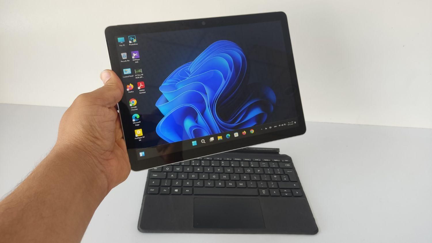مایکروسافت سرفیس گو Surface GO 2 نسل هشتم