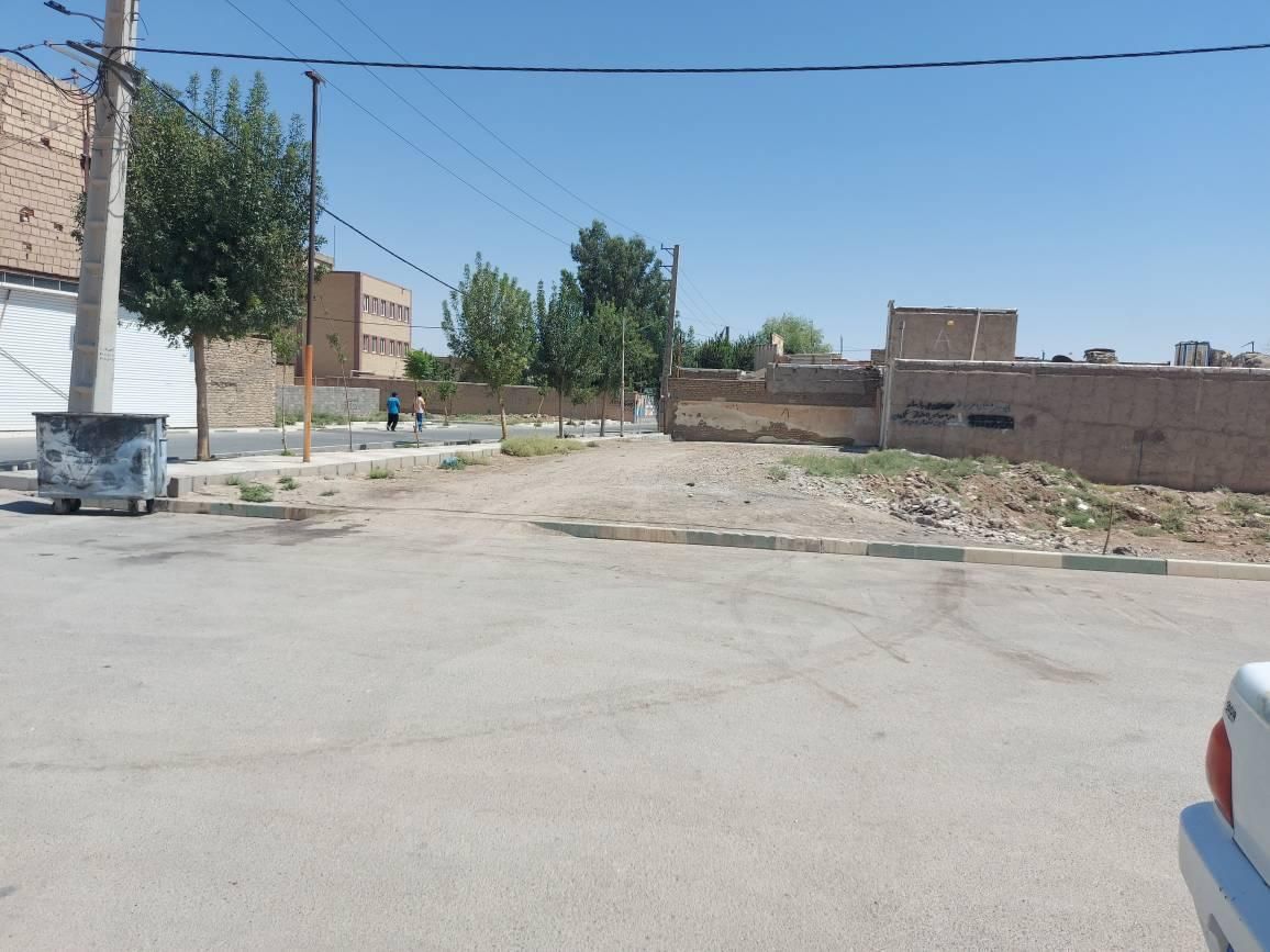 مشاور املاک سعادتی