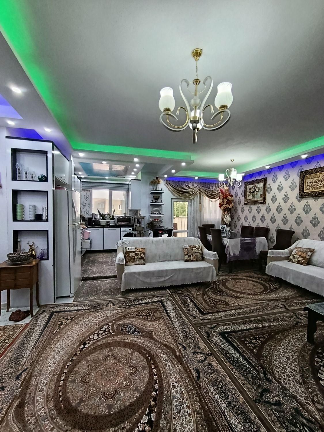 آپارتمان دوخواب نوساز فاز۳ چمران پرند