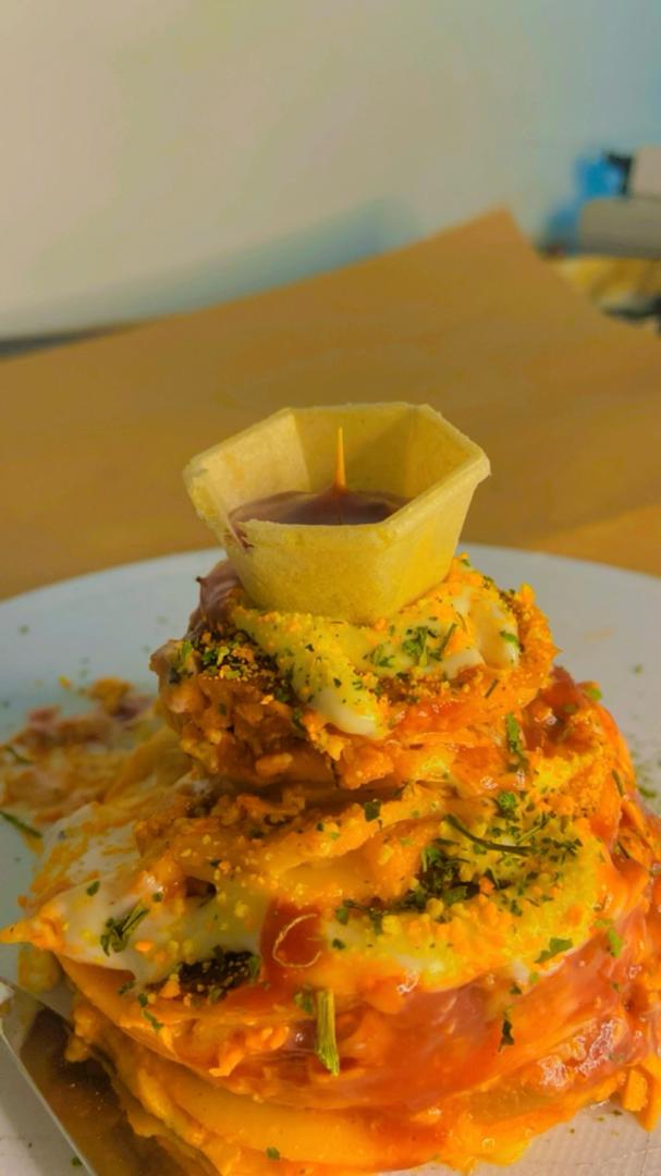 تهیه غذا شبانه روزی