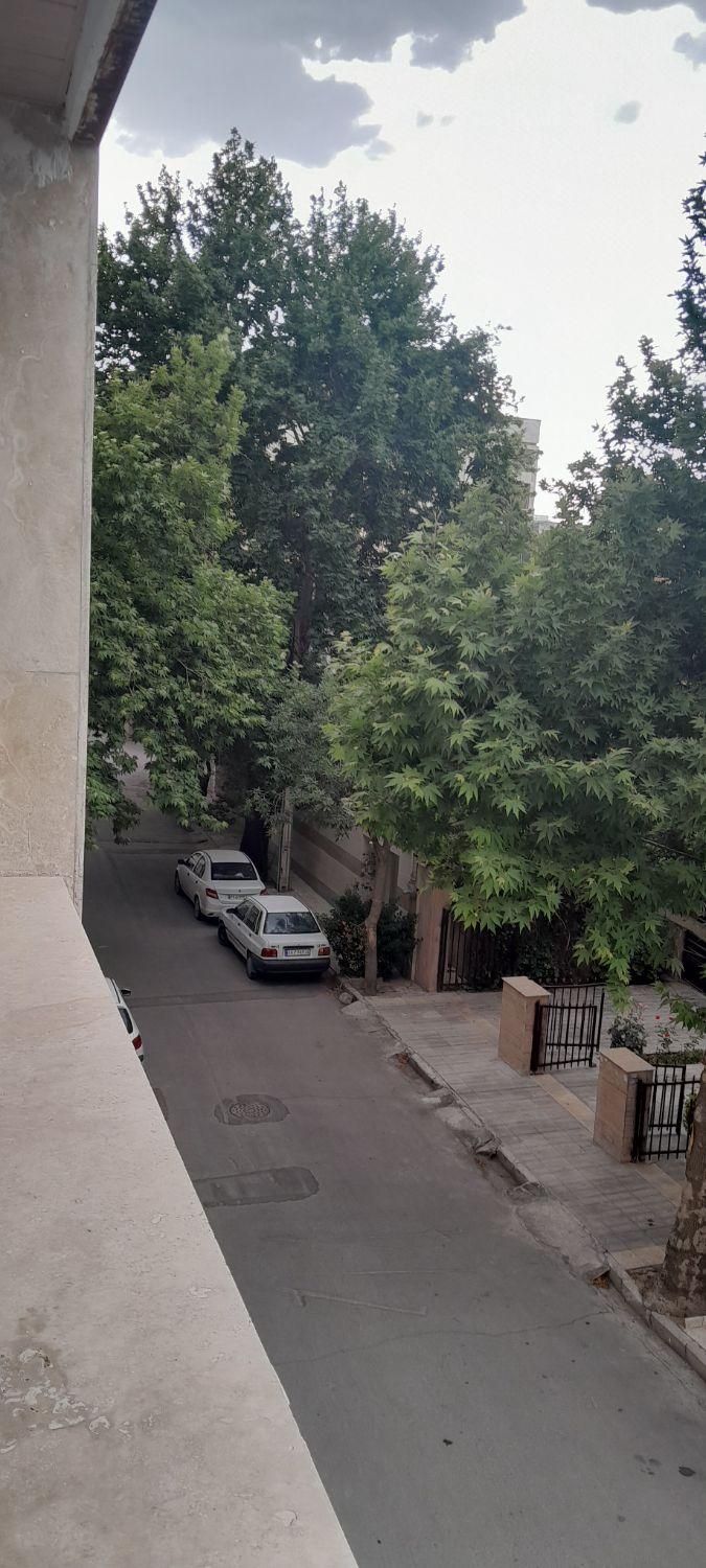 113متری بر بلوار زمانی