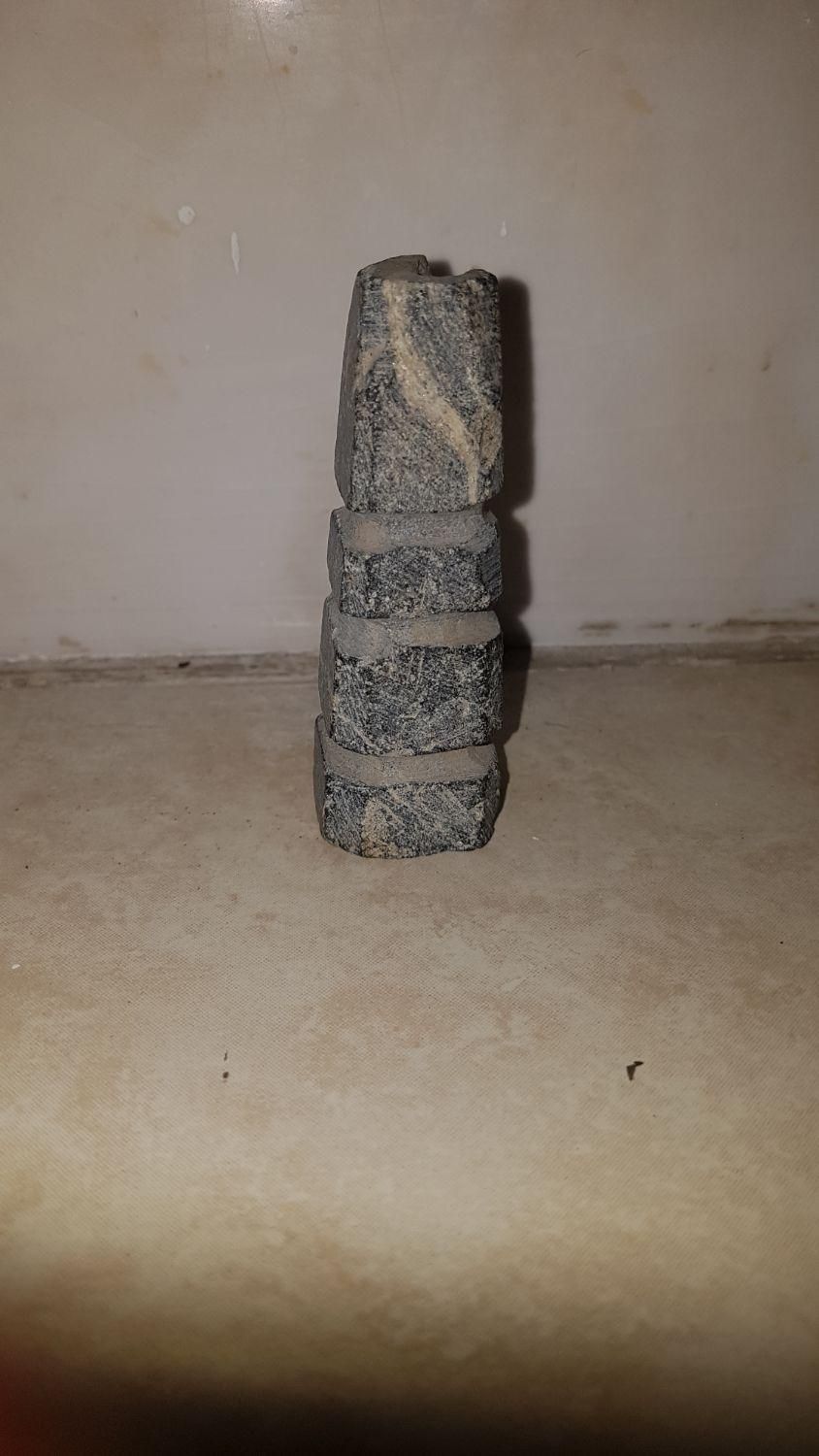 سنگ قدیمی قیمتی