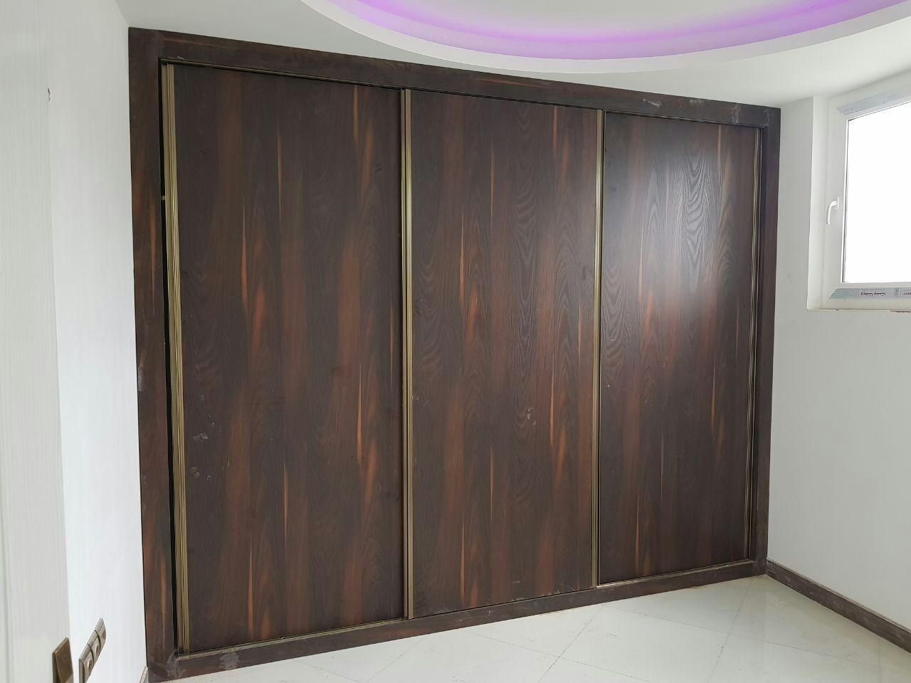 کمددیواری ریلی طرح خاص