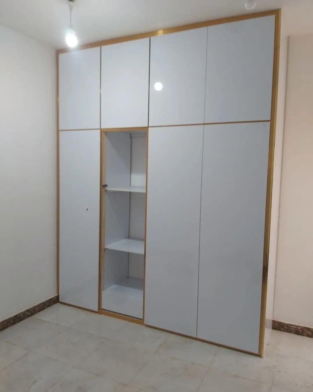 کمددیواری نوار رنگی کد ۶۸۰ **