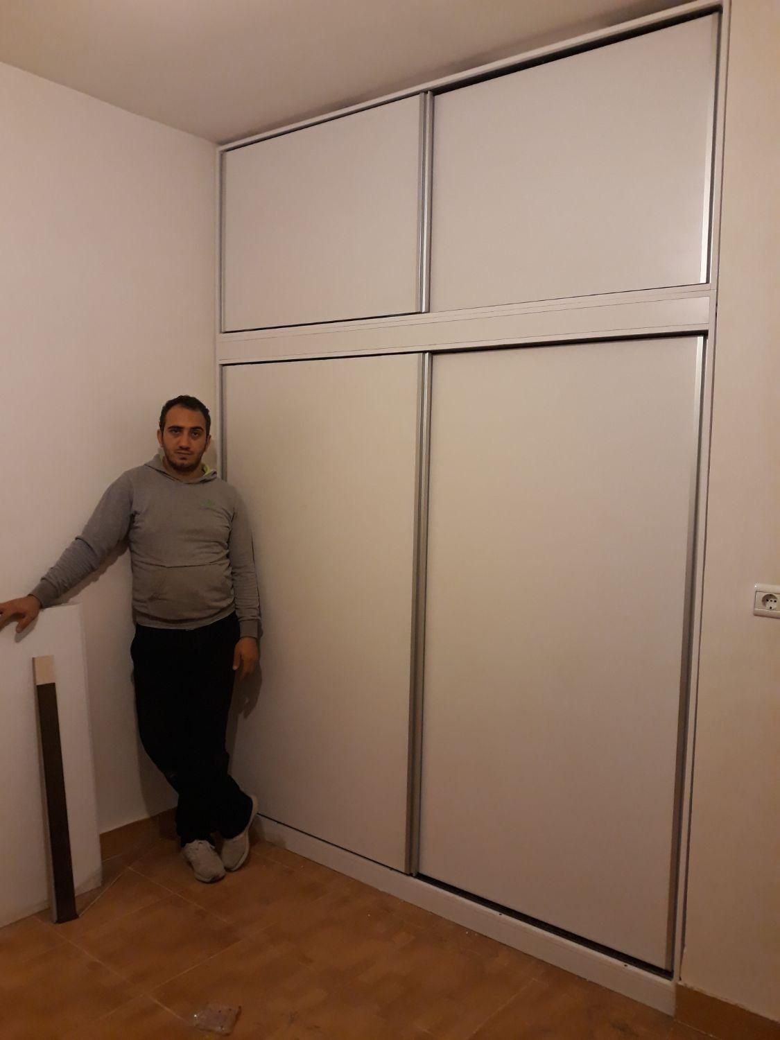 کمددیواری ریلی کد هفتصدوسی
