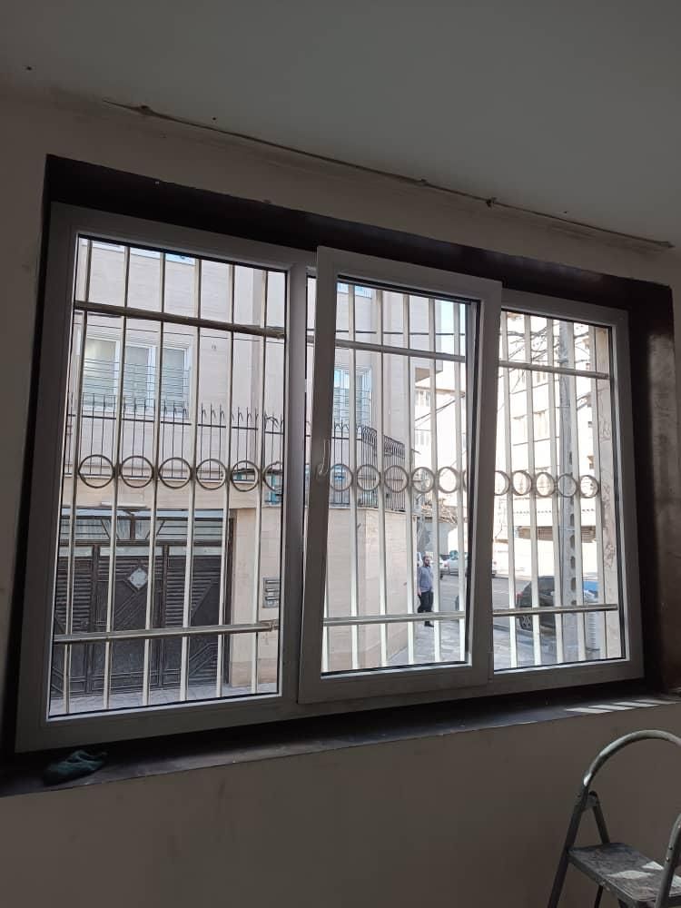 درب و پنجره دوجداره upvc