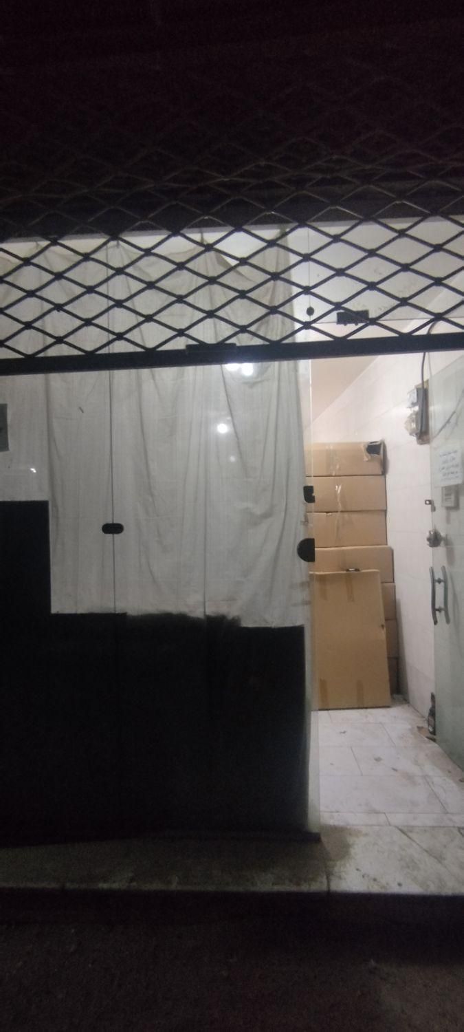 مغازه ۱۴ متر حمیدیان امیرکبیر مالکیت وسرقفلی