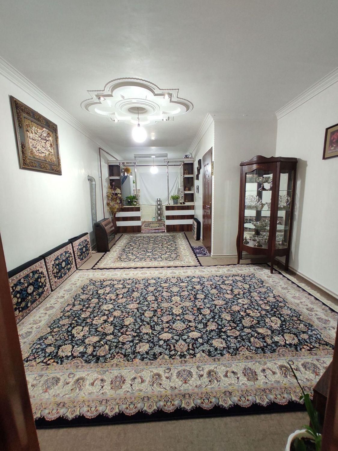 فروش آپارتمان ۶۰ متری ۱ خوابه طبقه ۱ در حمیدیان