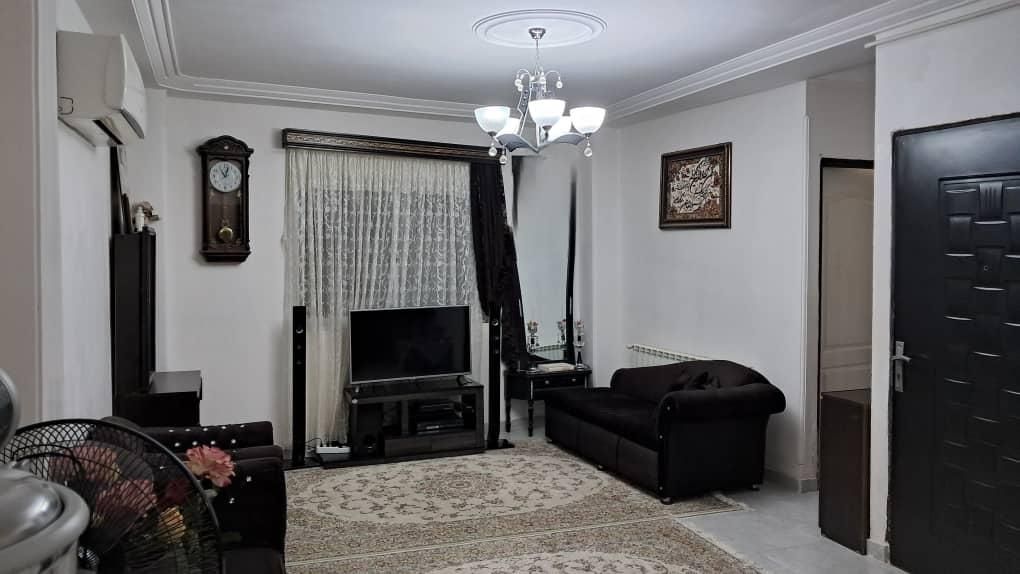 آپارتمان ۶۸ متر ۱خوابه پارکینگ دانشجو حمیدیان