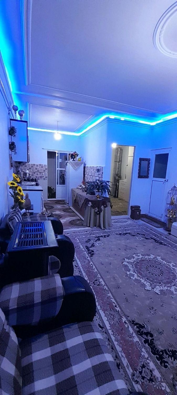 اجاره ۶۵متری طبقه همکف پارکینگ حمیدیان امیرکبیر