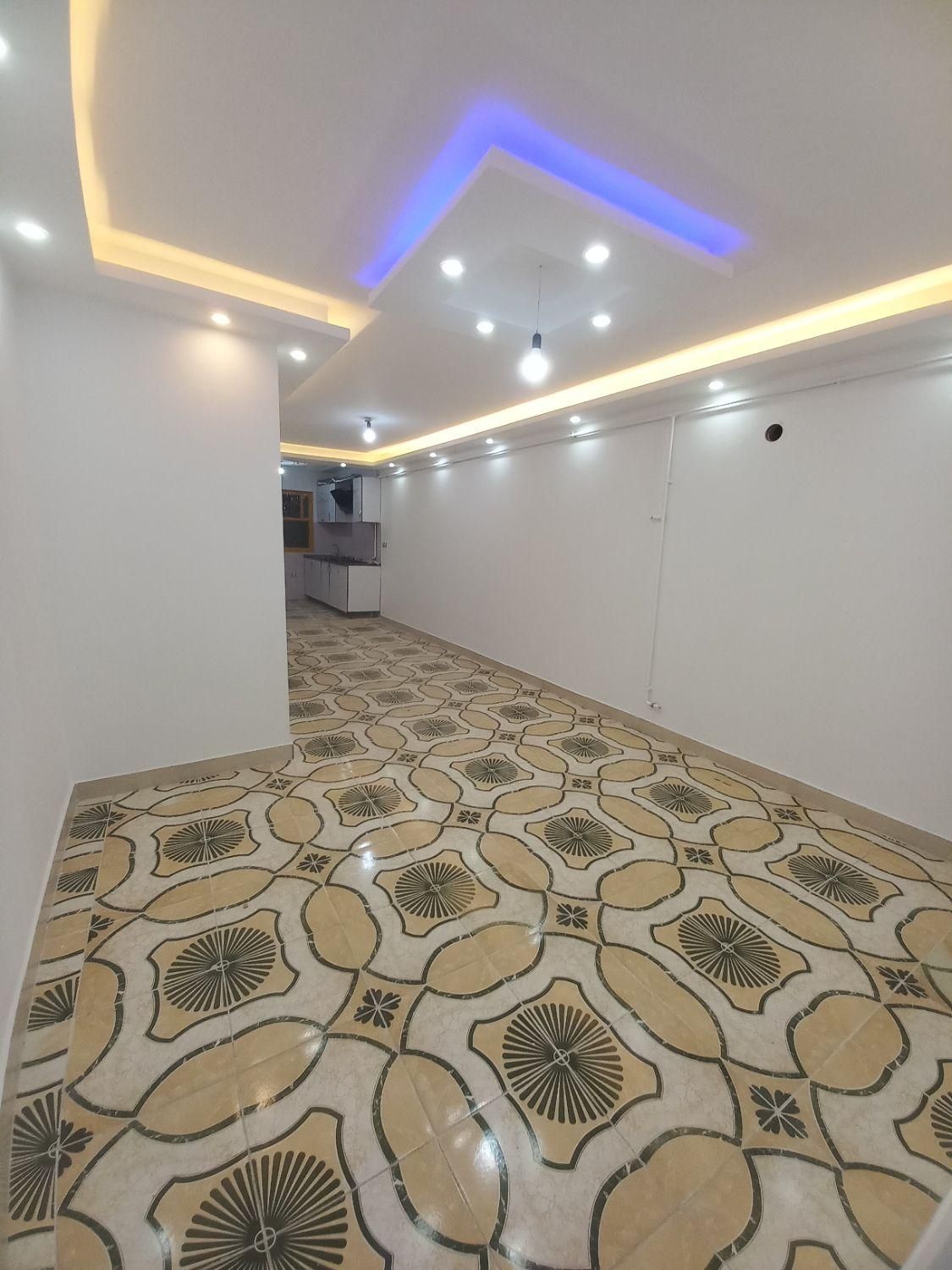 فروش آپارتمان۷۸متری ۲ خوابه طبقه ۱ در حمیدیان