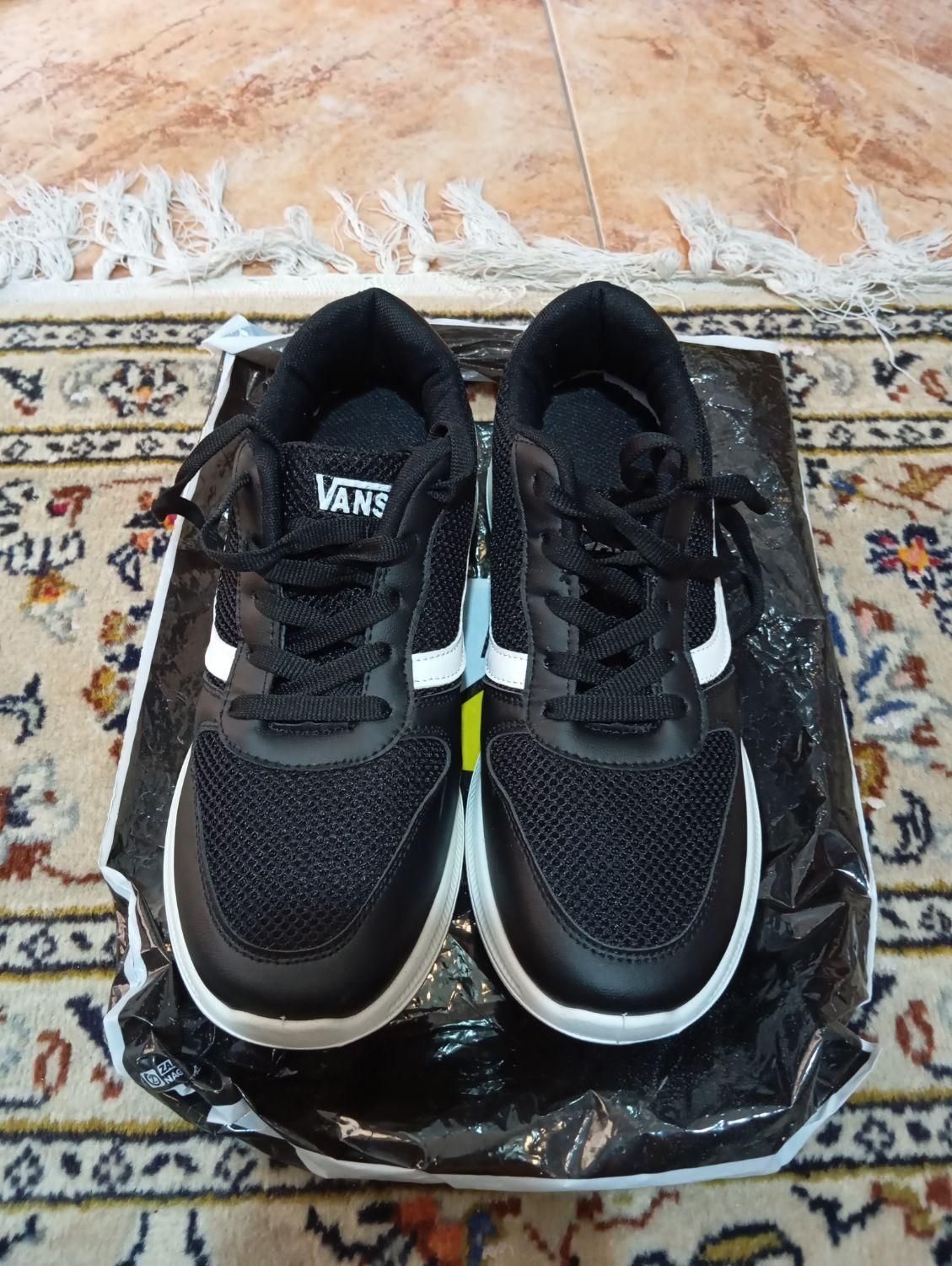 کفش اسپرت