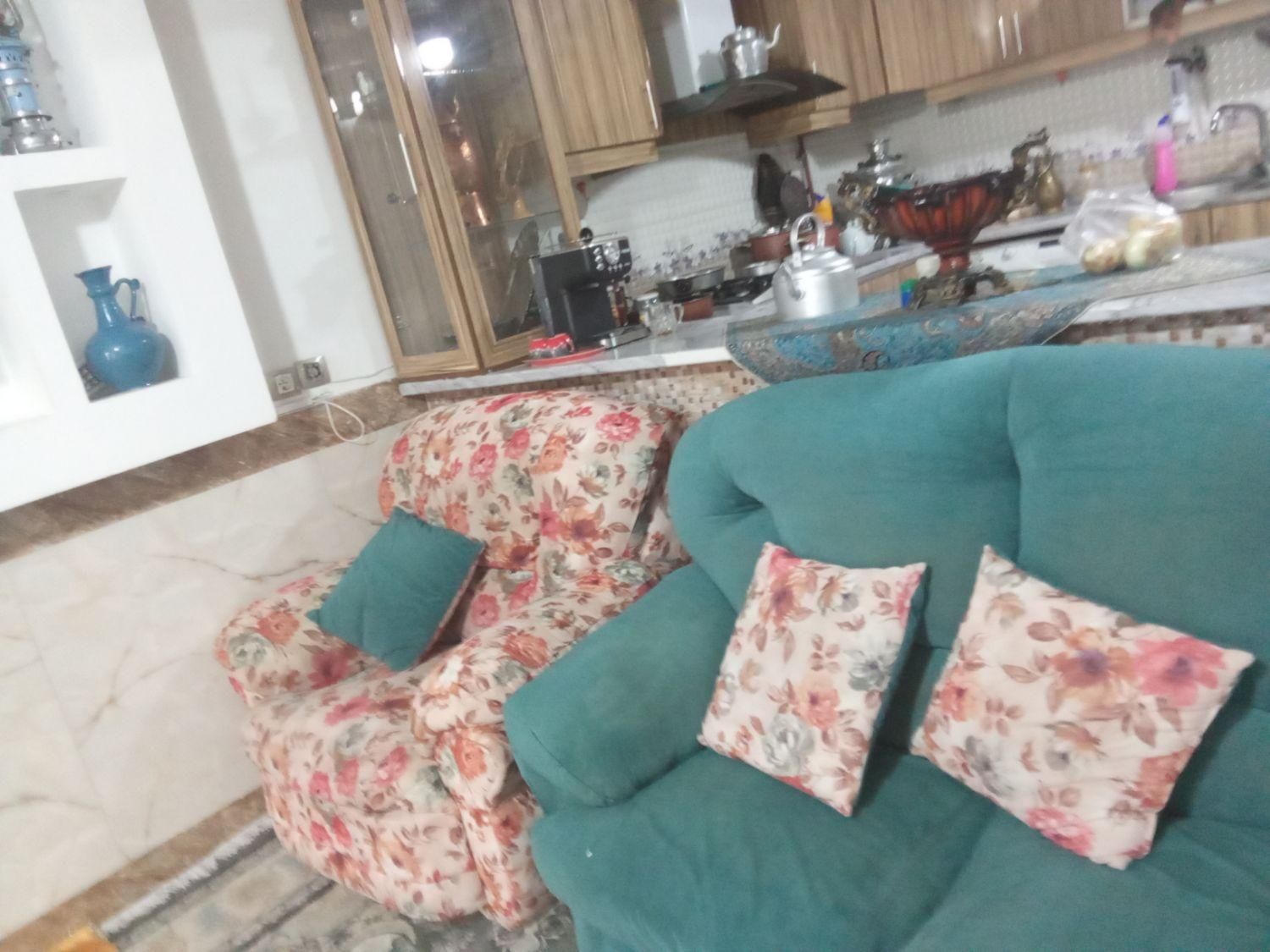 مبل برای خانه بغ خوبه