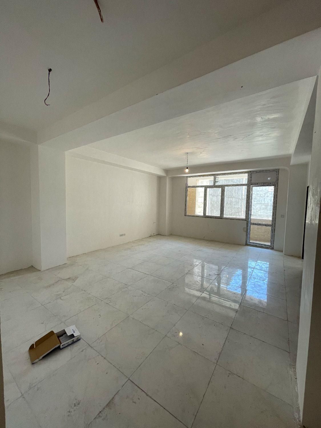 آپارتمان۱۰۵متری/نوساز/کلیدنخورده/پارکینگ اختصاصی