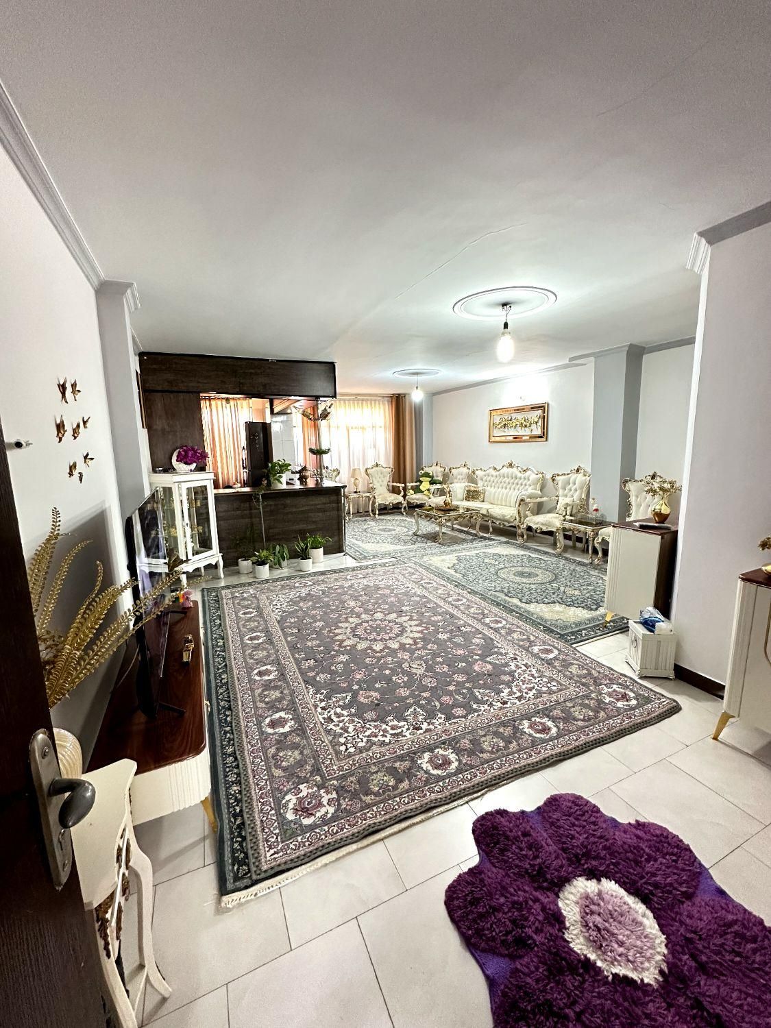 آپارتمان ۹۸متری/تاپ لوکیشن/فول امکانات/املاک محمد