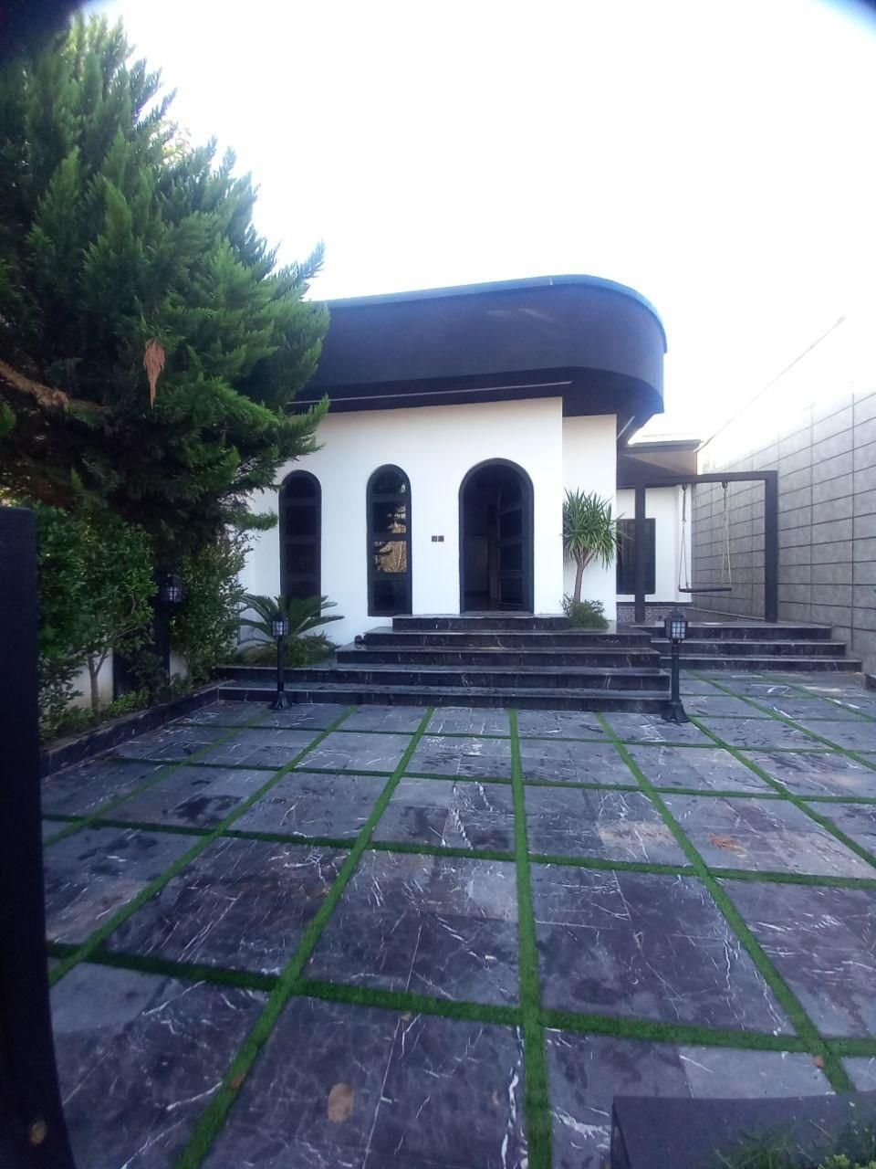 ویلایی با طراحی خاص و اقساطی