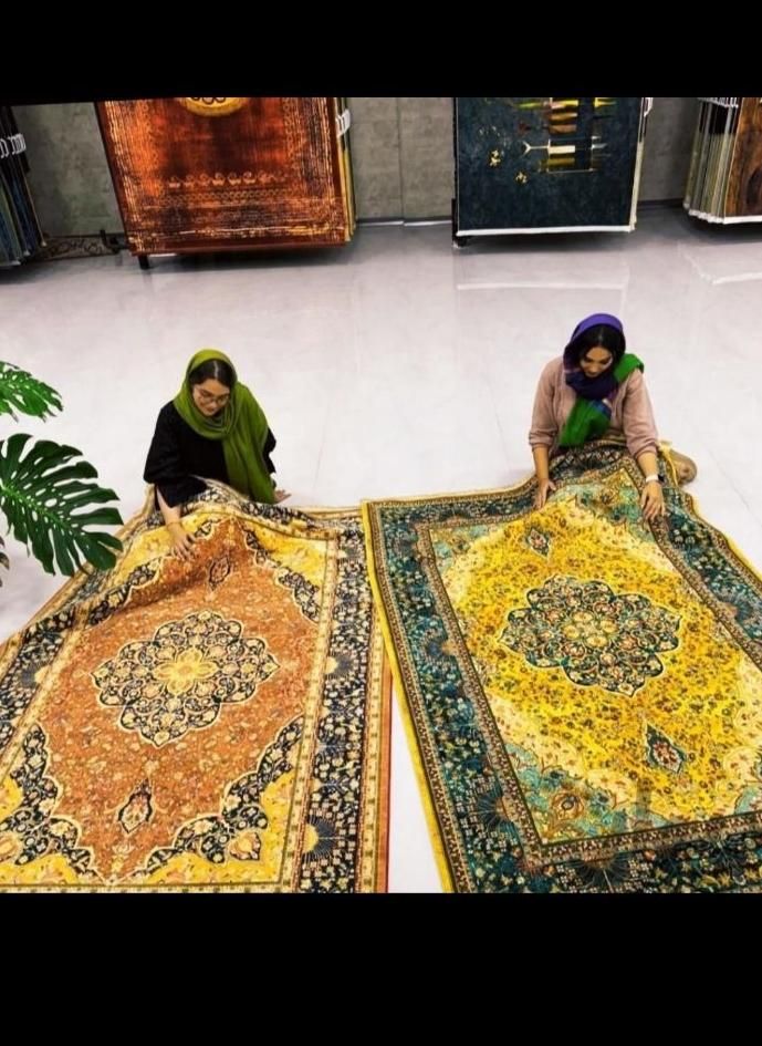 فرش دستباف گونه سبک ابریشم گل زنده ۱۰۰رنگ