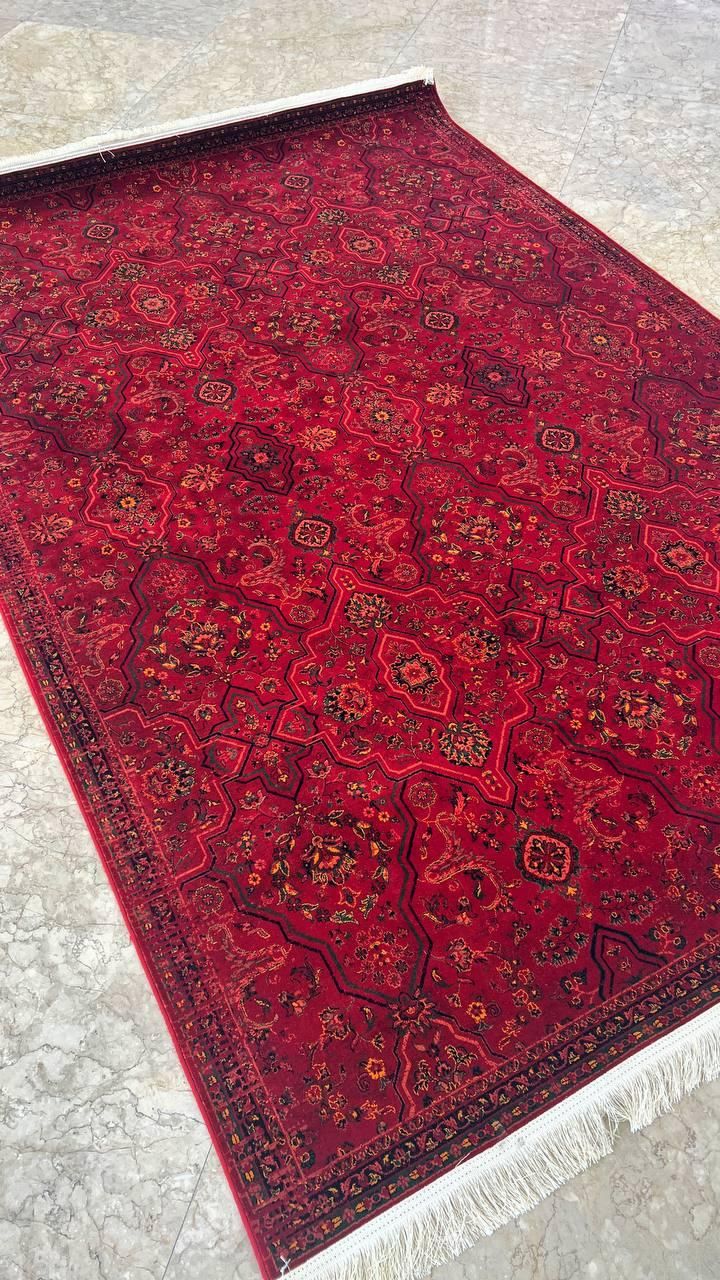 آقایان فرش قرمز قجری ۷۰۰و ۱۲۰۰ شانه
