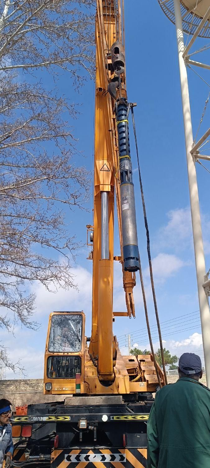 چاه عمیق  نصب و تعمیر پمپ چاه آب شناور