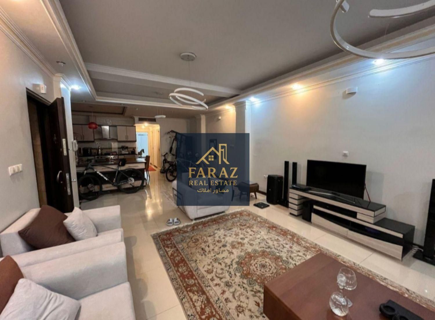 مشاورین املاک فراز