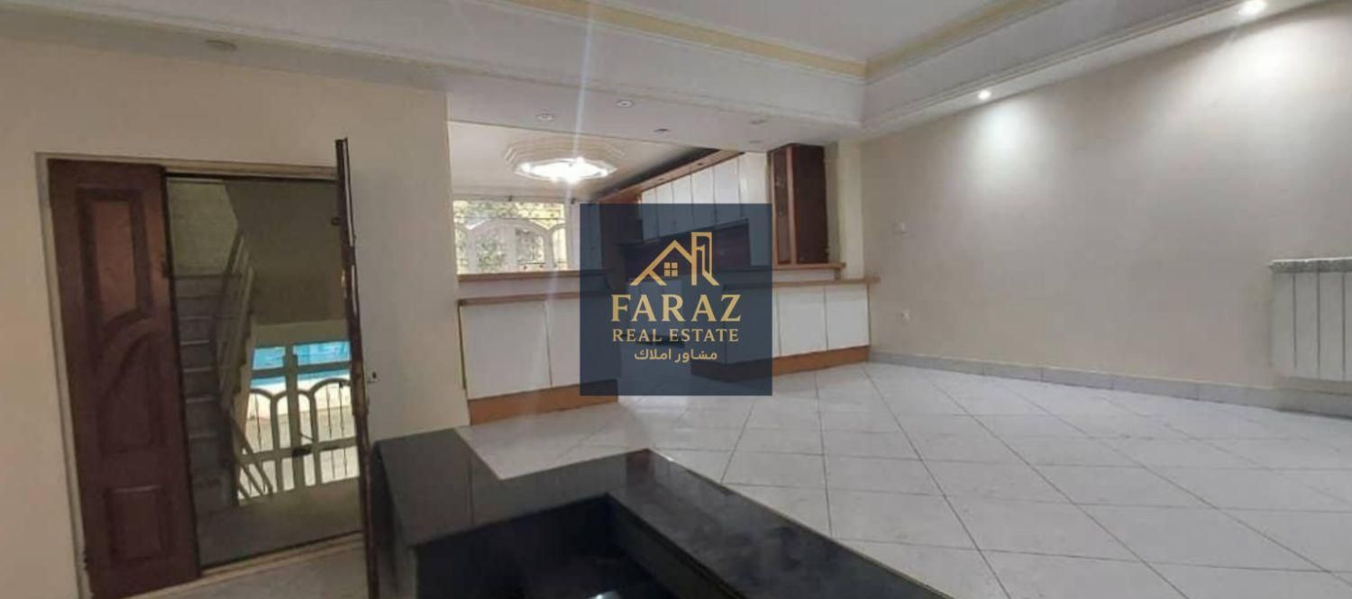 مشاورین املاک فراز