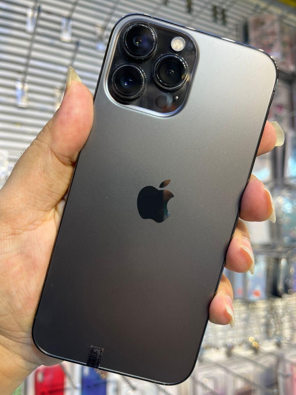 اپل iPhone 13 Pro Max با حافظهٔ ۲۵۶ گیگابایت