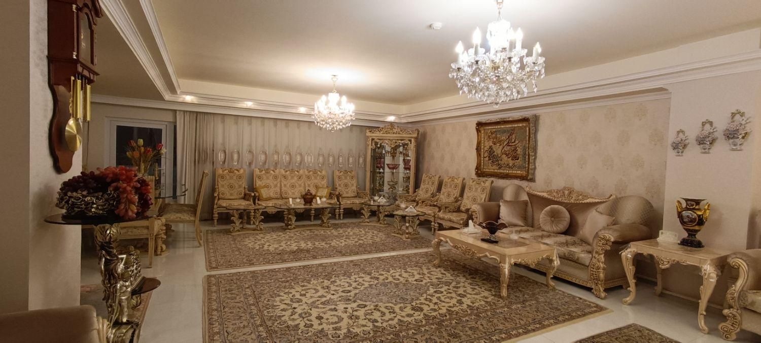 **فروش آپارتمان ۱۴۲ متری ۳ خوابه رجایی شهر**