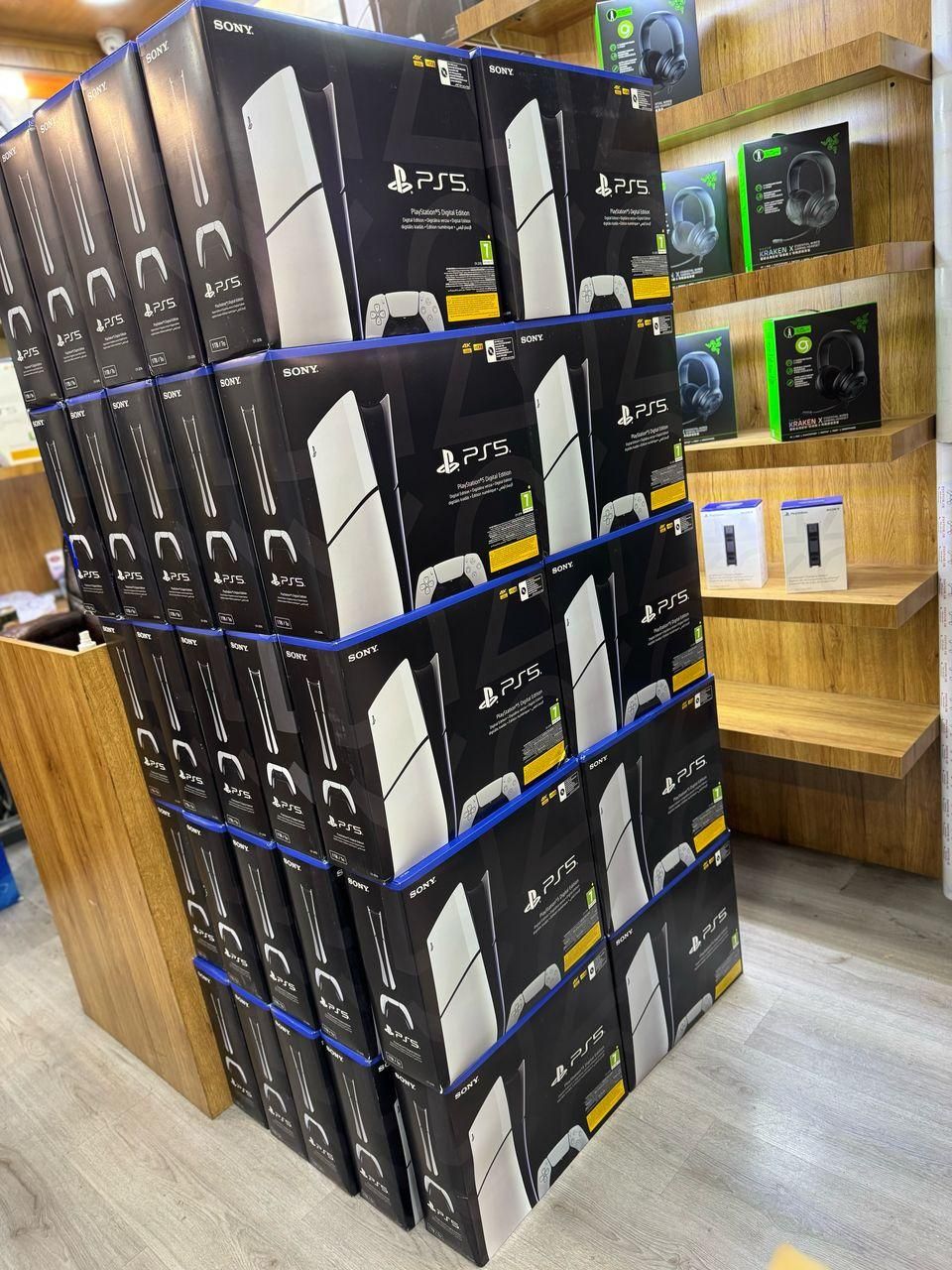 فروش کنسول ، بازی و دسته ps5  وبازی ps4