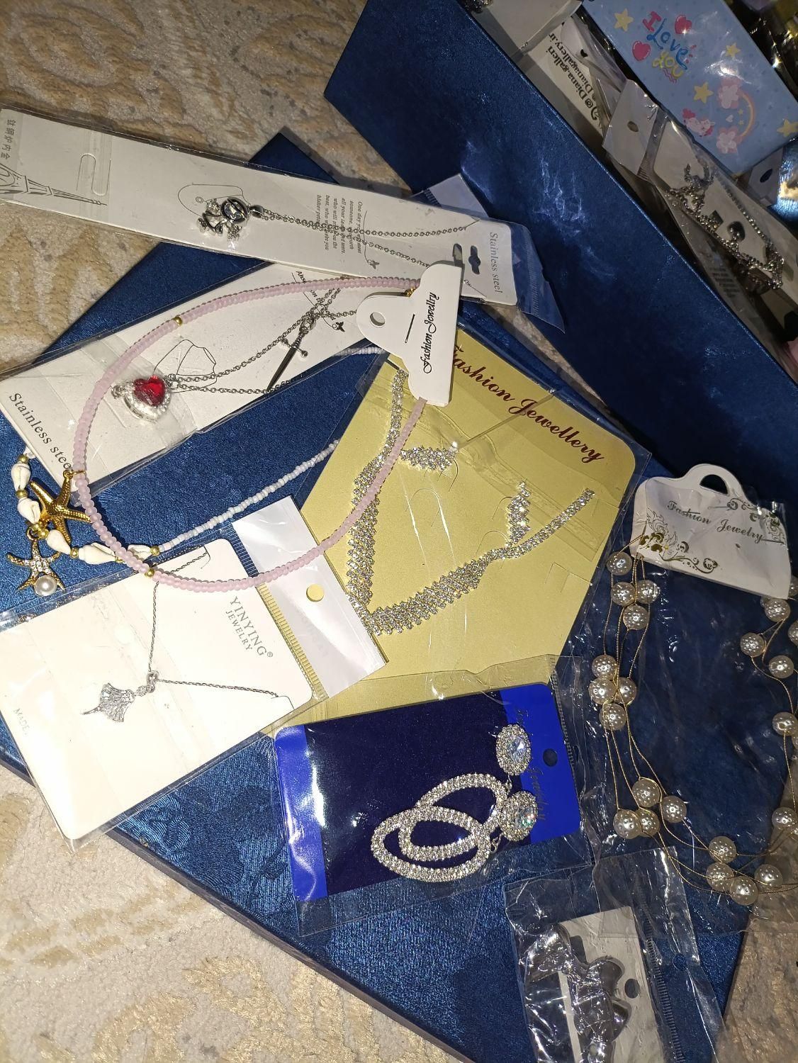 ب.دلیجات دخترونه و زنانه