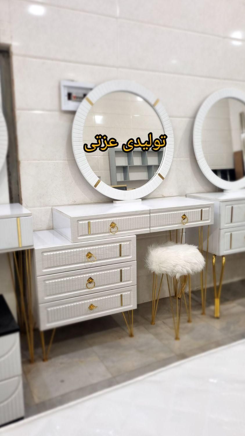 میز آرایش لاله