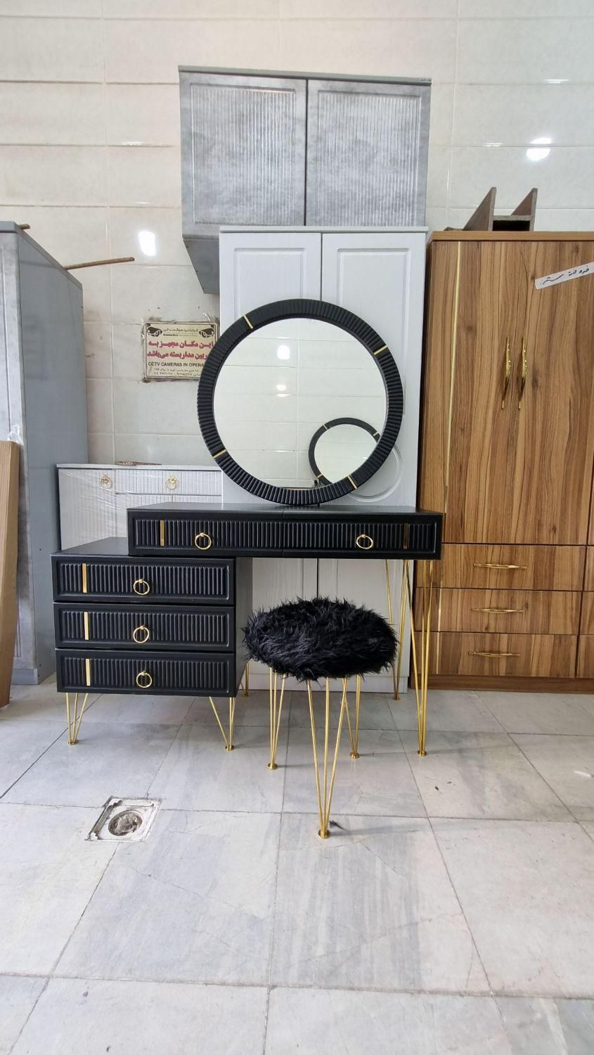 میز آرایش پاتریس