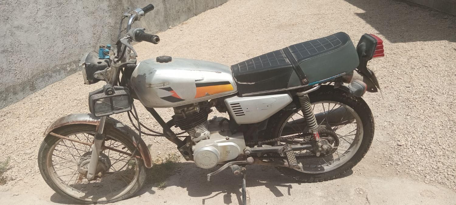 بهتاز ۱۲۵ مدل ۱۳۸۹