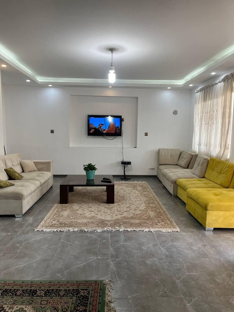 مشاورین املاک کیادژ