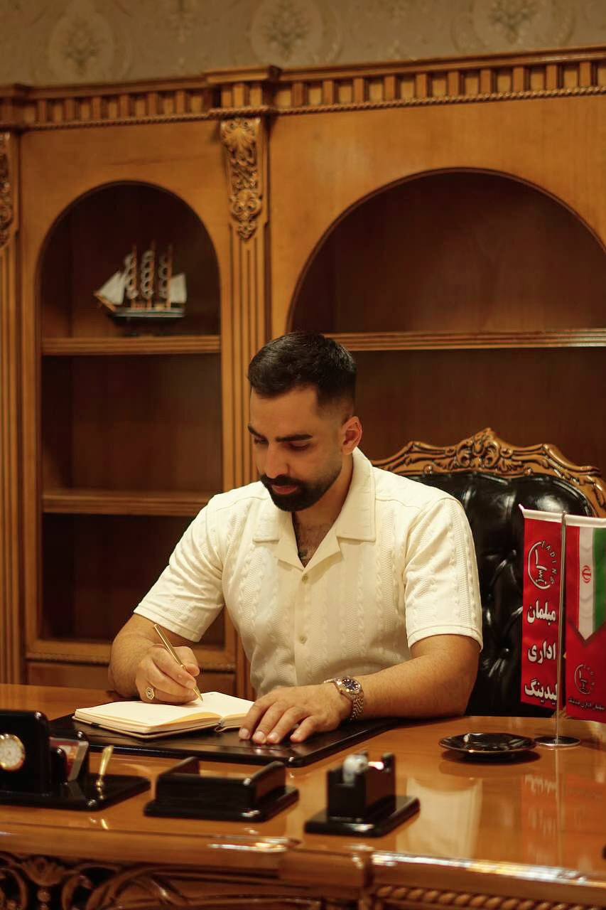 مبلمان اداری کلاسیک لیدینگ