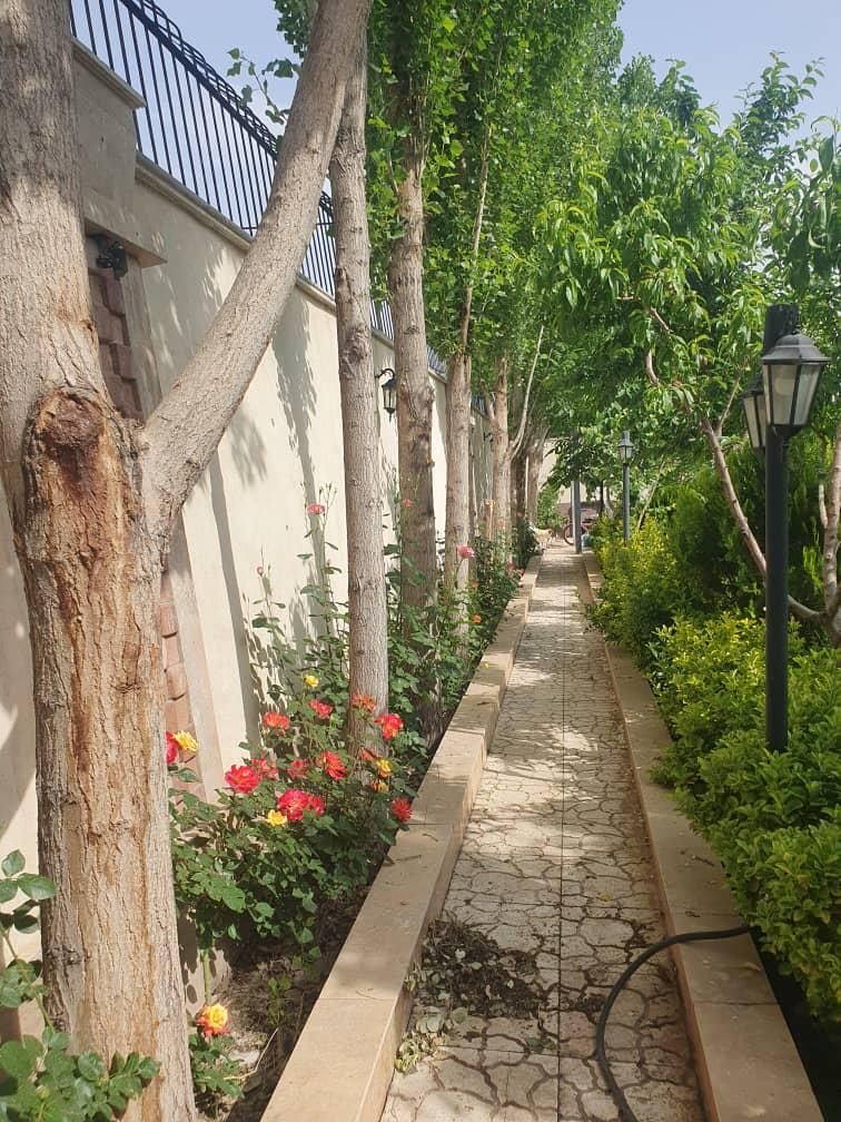 ۱۰۱۱ متر زمین در کوهسار