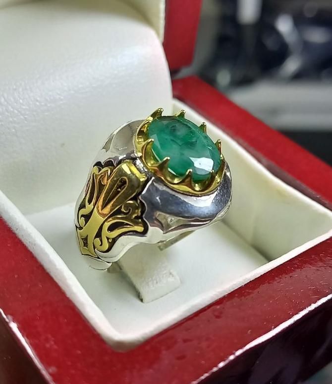 انگشتر نقره زمرد زامبیایی معدنی
