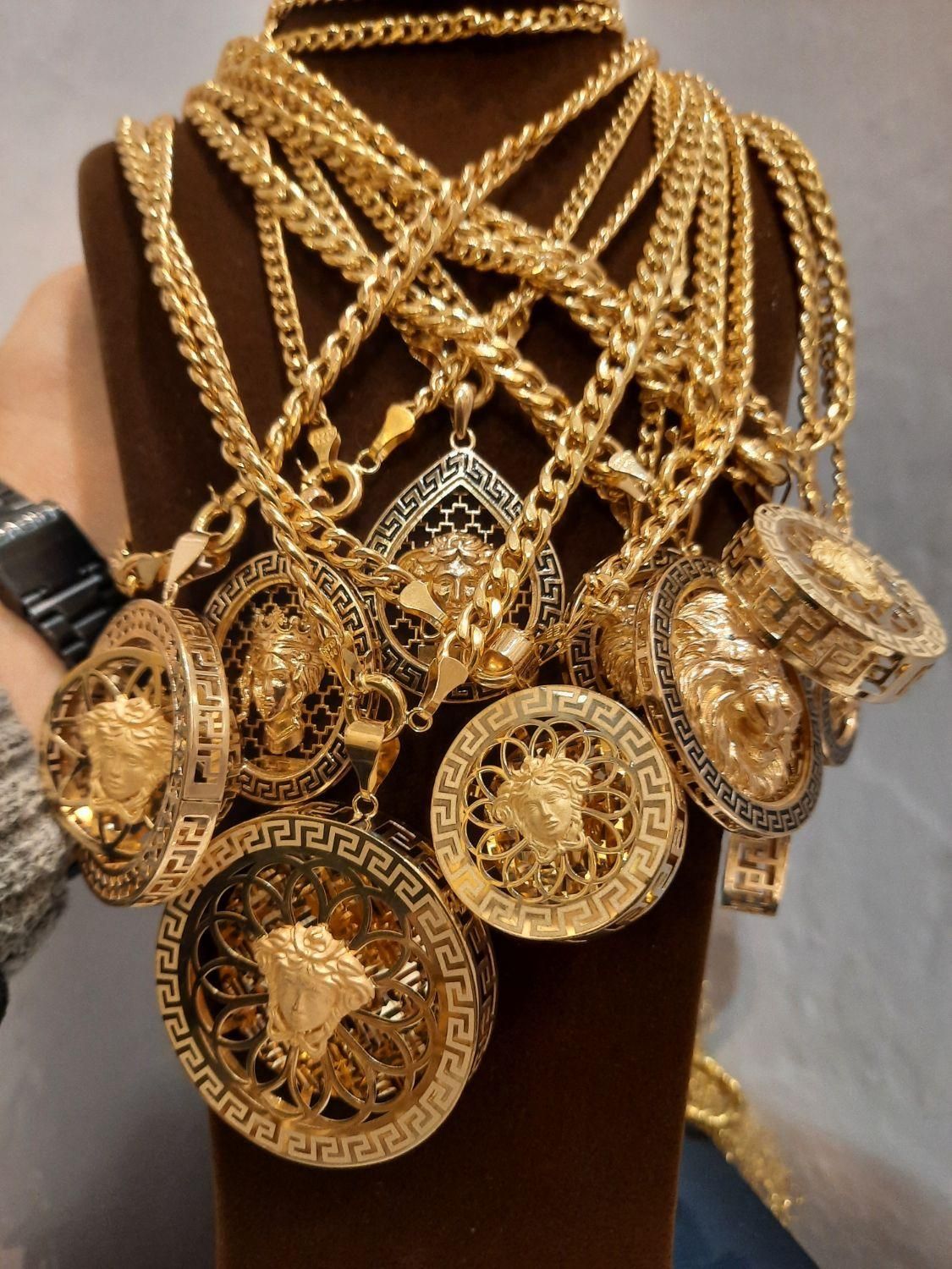 دنیای طلا دست دوم